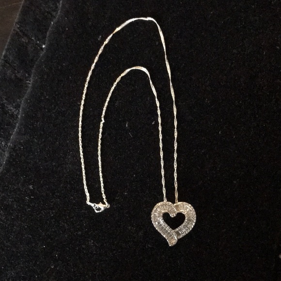 Heart necklace - Picture 2 of 4